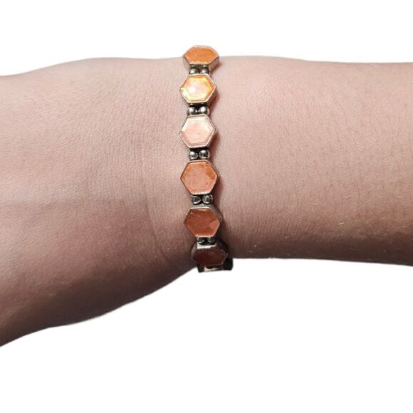 Vintage Iridescent Coral Octagon Stretch Bracelet - Picture 11 of 16